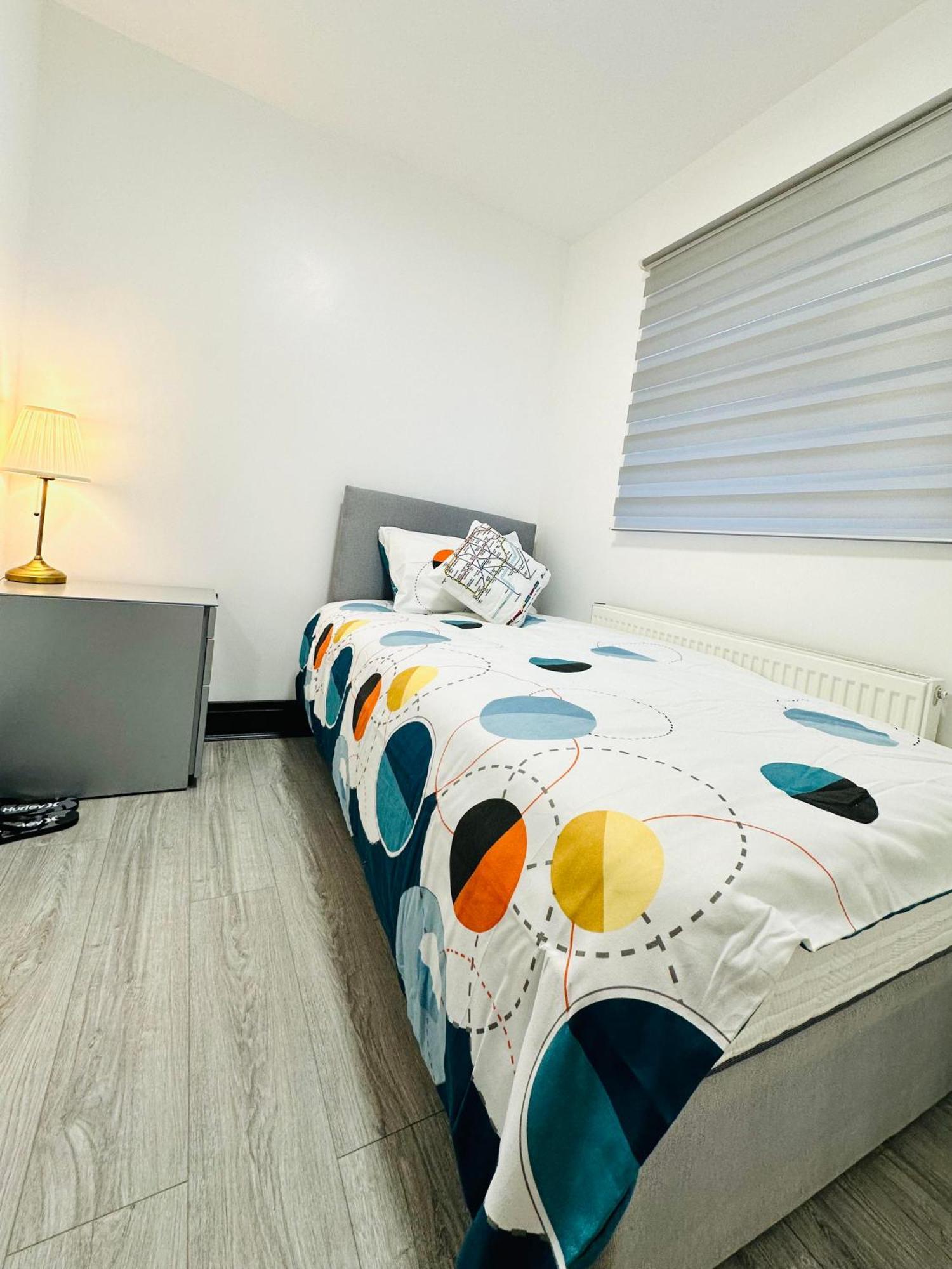 Great Place To Live In Dartford - Kent 아파트 호텔 외부 사진
